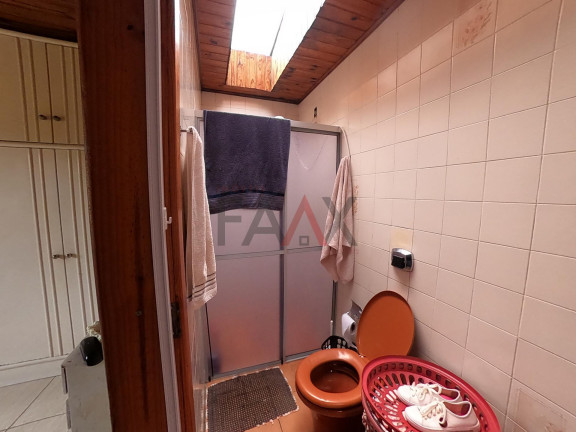 Imagem Casa com 6 Quartos à Venda, 246 m² em São Cristovão - Guarapuava Imagem Casa com 6 Quartos à Venda, 246 m² em São Cristovão - Guarapuava