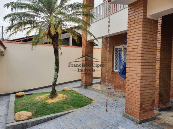 Sobrado com 3 Quartos à Venda, 254 m² em Jardim Bela Vista - Guaratinguetá