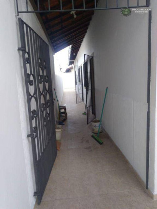 Imagem Casa com 2 Quartos à Venda, 180 m² em Maracanã - Praia Grande Imagem Casa com 2 Quartos à Venda, 180 m² em Maracanã - Praia Grande