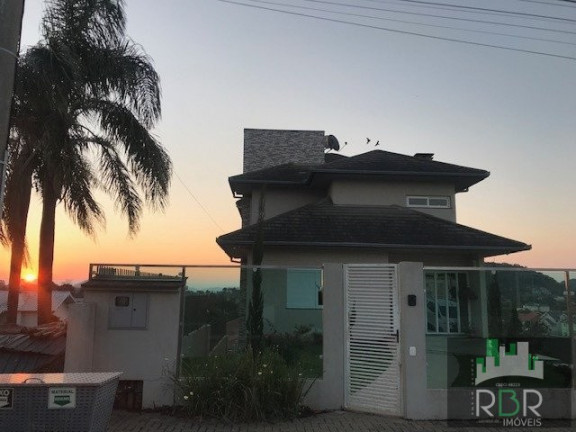 Imagem Casa com 3 Quartos à Venda, 361 m² em Região Das Hortênsias Imagem Casa com 3 Quartos à Venda, 361 m² em Região Das Hortênsias