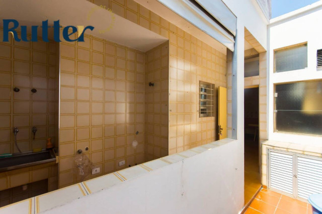 Imagem Casa com 3 Quartos à Venda, 300 m² em Moema - São Paulo