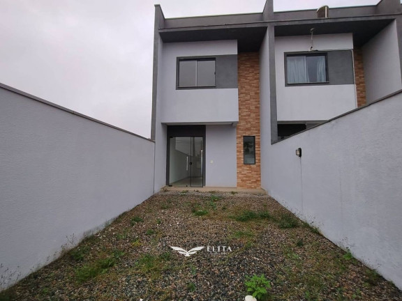 Imagem Sobrado com 2 Quartos à Venda, 73 m² em Itacolomi - Balneário Piçarras