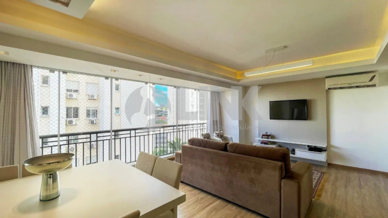 Imagem Apartamento com 3 Quartos à Venda, 105 m² em Passo Da Areia - Porto Alegre
