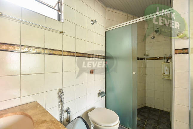 Imagem Sobrado com 5 Quartos à Venda, 184 m² em Boa Vista - Curitiba