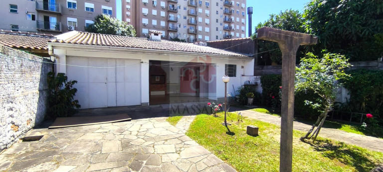 Imagem Casa com 3 Quartos à Venda, 141 m² em Camaquã - Porto Alegre Imagem Casa com 3 Quartos à Venda, 141 m² em Camaquã - Porto Alegre