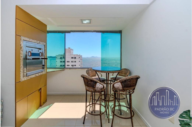 Imagem Apartamento com 3 Quartos para Alugar, 100 m² em Centro - Balneário Camboriú Imagem Apartamento com 3 Quartos para Alugar, 100 m² em Centro - Balneário Camboriú