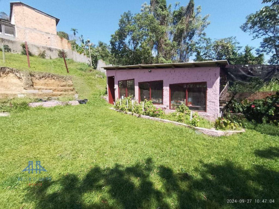Imagem Casa com 5 Quartos à Venda, 328 m² em Córrego Grande - Florianópolis