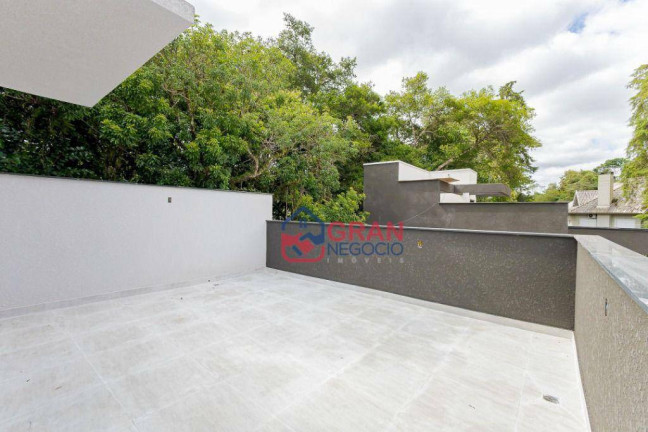 Imagem Casa com 3 Quartos à Venda, 178 m² em Santa Felicidade - Curitiba Imagem Casa com 3 Quartos à Venda, 178 m² em Santa Felicidade - Curitiba