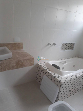 Imagem Casa com 3 Quartos à Venda, 270 m² em Alphaville Residencial 2 - Santana De Parnaíba Imagem Casa com 3 Quartos à Venda, 270 m² em Alphaville Residencial 2 - Santana De Parnaíba