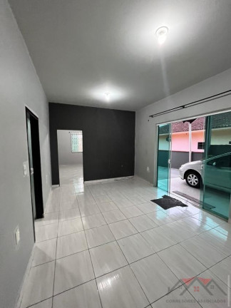 Imagem Casa com 3 Quartos à Venda, 469 m² em São Marcos - Joinville