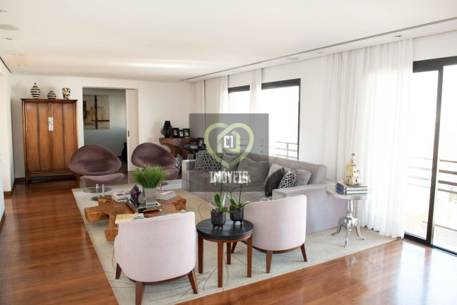 Apartamento com 4 Quartos à Venda, 275 m² em Sumaré - São Paulo