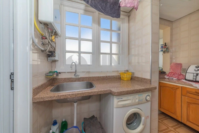 Imagem Imóvel com 3 Quartos à Venda, 205 m² em Menino Deus - Porto Alegre Imagem Imóvel com 3 Quartos à Venda, 205 m² em Menino Deus - Porto Alegre