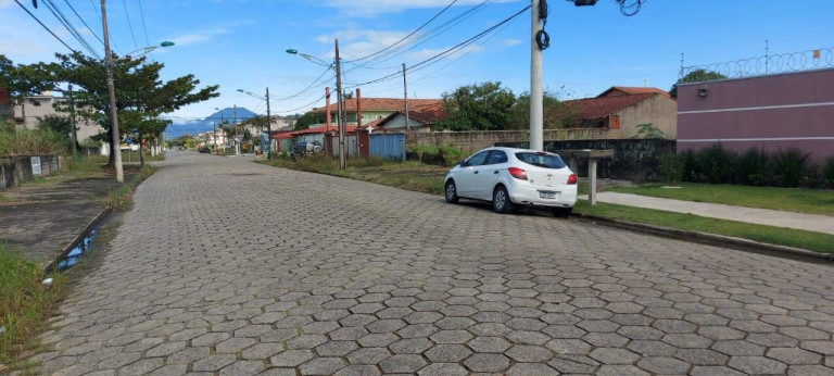 Imagem Terreno à Venda, 401 m² em Maria Helena Novaes - Peruíbe Imagem Terreno à Venda, 401 m² em Maria Helena Novaes - Peruíbe