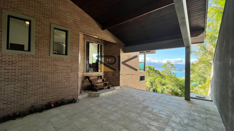 Imagem Sobrado com 3 Quartos à Venda, 600 m² em Toninhas - Ubatuba