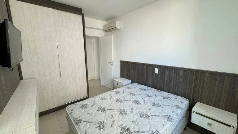 Imagem Apartamento com 3 Quartos à Venda, 105 m² em Meia Praia - Itapema