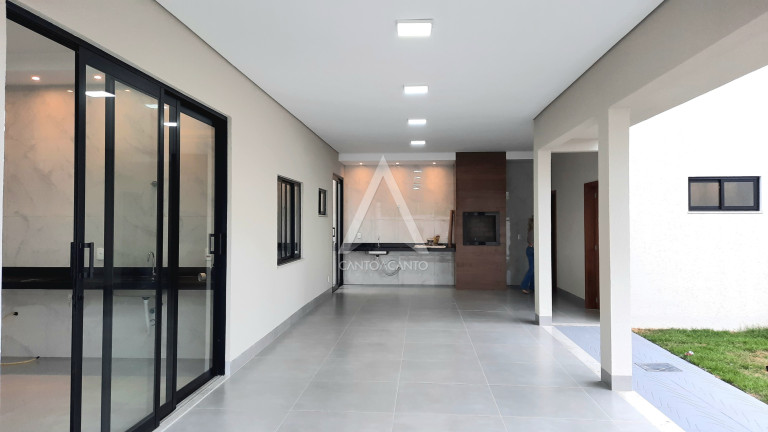 Imagem Casa com 3 Quartos à Venda, 342 m² em Setor Comercial - Sinop Imagem Casa com 3 Quartos à Venda, 342 m² em Setor Comercial - Sinop
