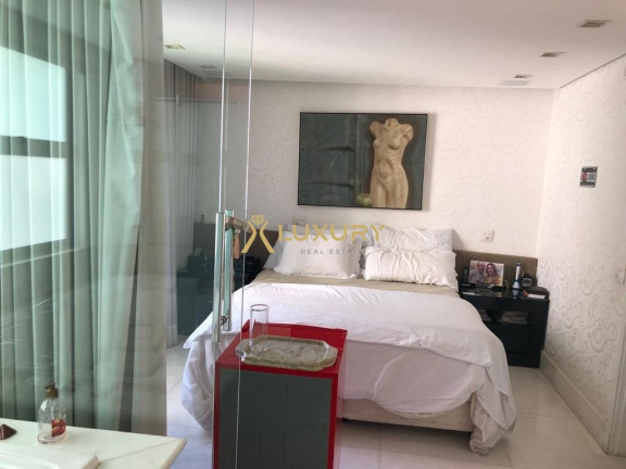 Imagem Imóvel com 3 Quartos à Venda, 182 m² em Lourdes - Belo Horizonte Imagem Imóvel com 3 Quartos à Venda, 182 m² em Lourdes - Belo Horizonte