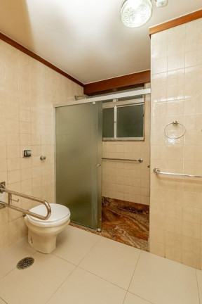 Imagem Apartamento com 3 Quartos à Venda, 185 m² em Moinhos De Vento - Porto Alegre Imagem Apartamento com 3 Quartos à Venda, 185 m² em Moinhos De Vento - Porto Alegre