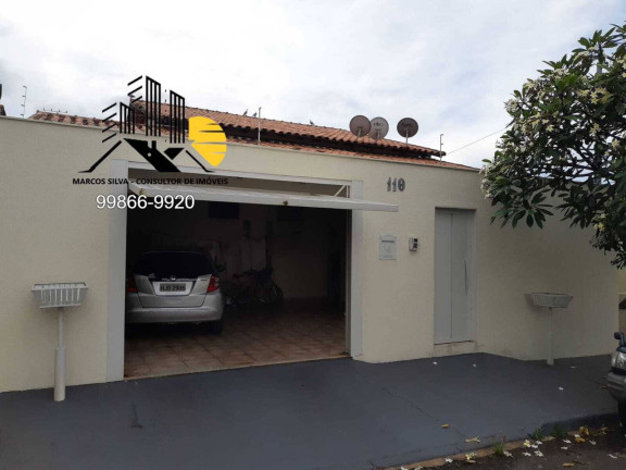 Imagem Casa com 3 Quartos à Venda, 190 m² em Santa Mônica - Uberlândia
