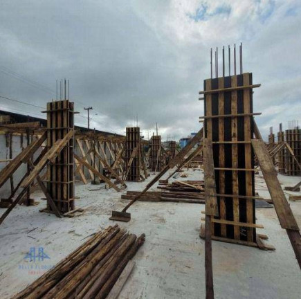 Imagem Imóvel com 2 Quartos à Venda, 92 m² em Barra Da Lagoa - Florianópolis Imagem Imóvel com 2 Quartos à Venda, 92 m² em Barra Da Lagoa - Florianópolis