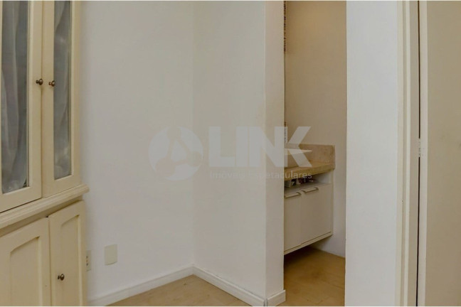 Imagem Apartamento com 2 Quartos à Venda, 56 m² em Camaquã - Porto Alegre