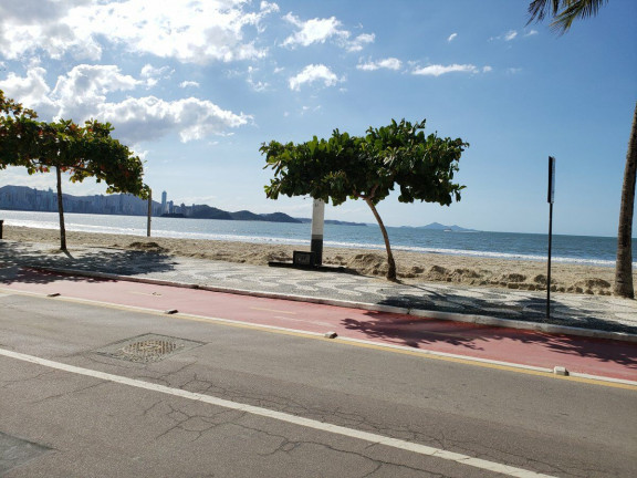 Imagem Apartamento com 3 Quartos à Venda, 175 m² em Centro - Balneário Camboriú