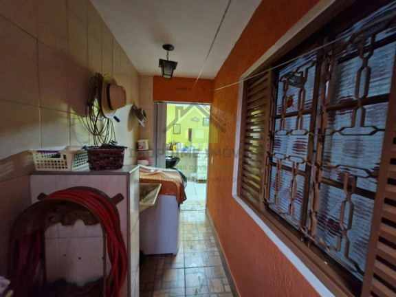 Imagem Casa com 3 Quartos à Venda, 125 m² em Parque California - Jacareí Imagem Casa com 3 Quartos à Venda, 125 m² em Parque California - Jacareí