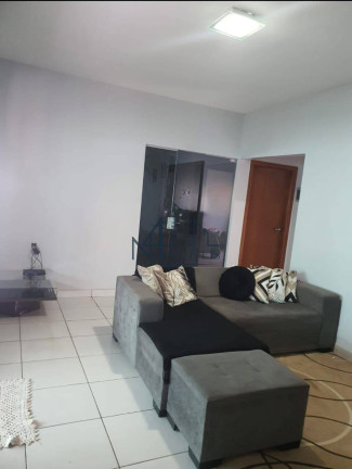 Imagem Casa com 3 Quartos à Venda, 448 m² em Vila São Joaquim - Aparecida De Goiânia Imagem Casa com 3 Quartos à Venda, 448 m² em Vila São Joaquim - Aparecida De Goiânia