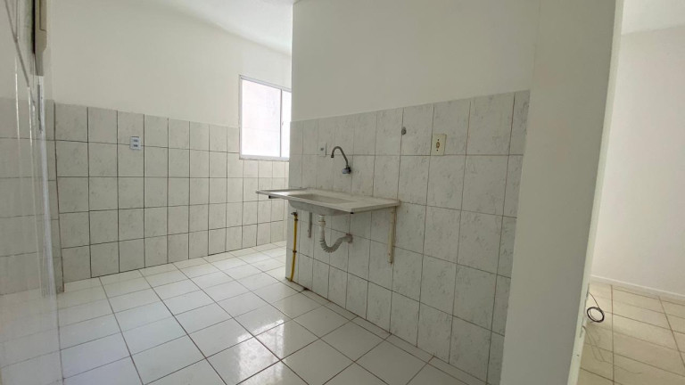 Imagem Apartamento com 2 Quartos à Venda, 43 m² em Caji - Lauro De Freitas