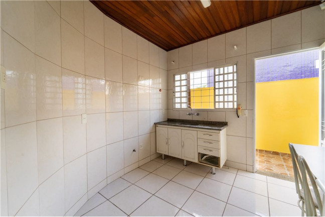 Imagem Casa com 2 Quartos à Venda, 164 m² em Parque São Luiz - Jundiaí Imagem Casa com 2 Quartos à Venda, 164 m² em Parque São Luiz - Jundiaí