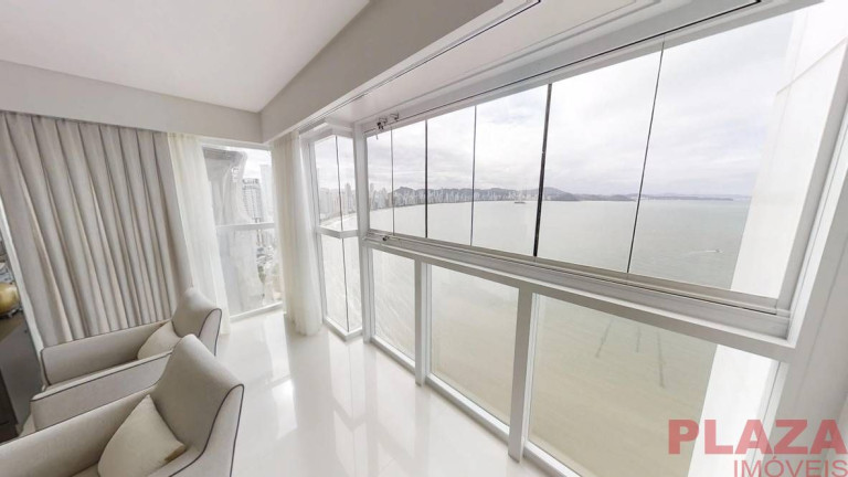 Imagem Apartamento com 4 Quartos à Venda, 237 m² em Centro - Balneário Camboriú Imagem Apartamento com 4 Quartos à Venda, 237 m² em Centro - Balneário Camboriú