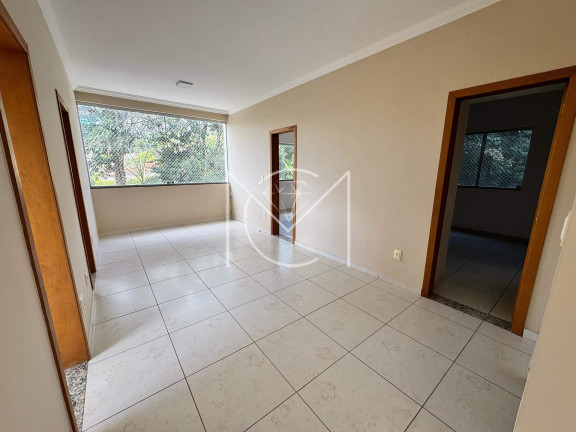 Imagem Casa com 5 Quartos à Venda, 350 m² em Clube Dos 200 - Esmeraldas