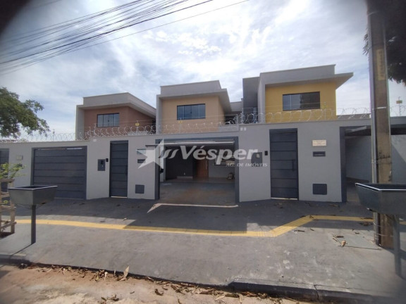 Sobrado com 3 Quartos à Venda, 132 m² em Jardim Presidente - Goiânia
