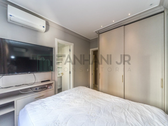Imagem Imóvel com 3 Quartos à Venda, 157 m² em Vila Nova Conceição - São Paulo