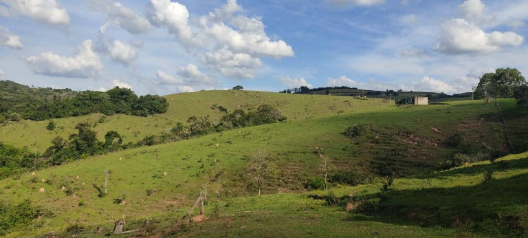 Imagem Chácara com 3 Quartos à Venda, 33 m² em Zona De Pecuária - Pilar Do Sul Imagem Chácara com 3 Quartos à Venda, 33 m² em Zona De Pecuária - Pilar Do Sul