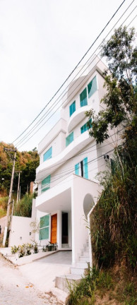Imagem Casa com 5 Quartos à Venda, 400 m² em Maria Paula - São Gonçalo Imagem Casa com 5 Quartos à Venda, 400 m² em Maria Paula - São Gonçalo