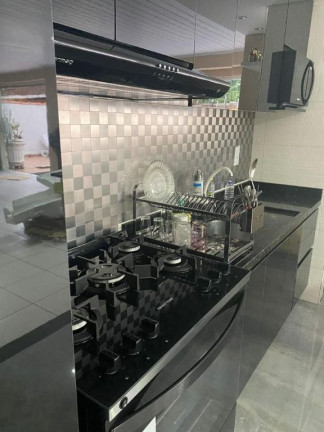 Imagem Casa com 2 Quartos à Venda, 201 m² em Guaiuba - Guarujá Imagem Casa com 2 Quartos à Venda, 201 m² em Guaiuba - Guarujá