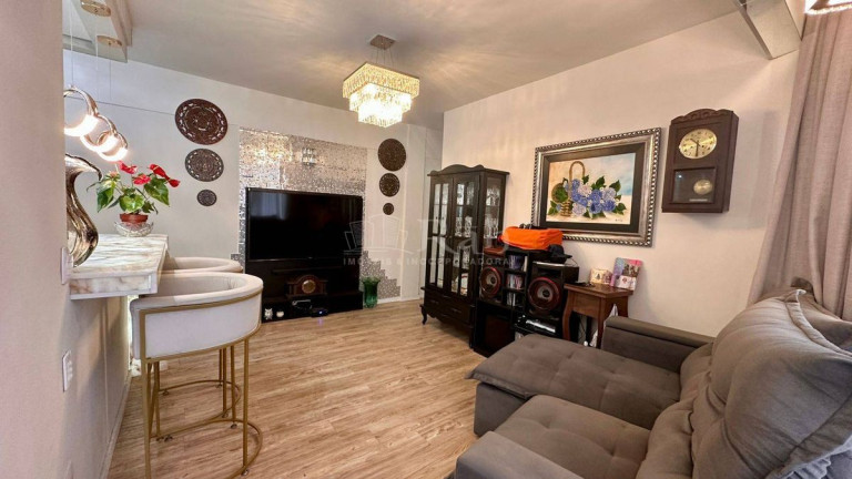 Imagem Apartamento com 2 Quartos à Venda, 78 m² em Centro - Balneário Camboriú