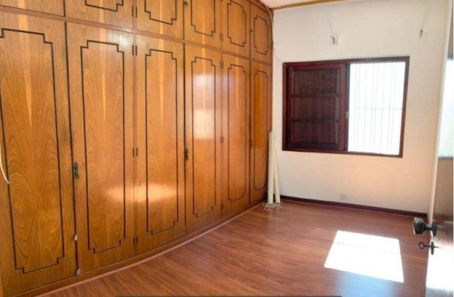 Imagem Casa com 3 Quartos à Venda, 299 m² em Vila Monumento - São Paulo