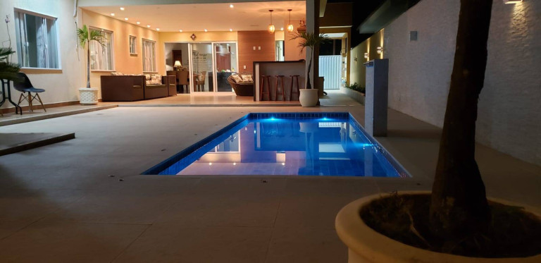 Imagem Casa com 3 Quartos à Venda, 396 m² em Caxito - Maricá