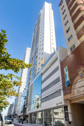 Imagem Apartamento com 3 Quartos à Venda, 135 m² em Centro - Balneário Camboriú Imagem Apartamento com 3 Quartos à Venda, 135 m² em Centro - Balneário Camboriú