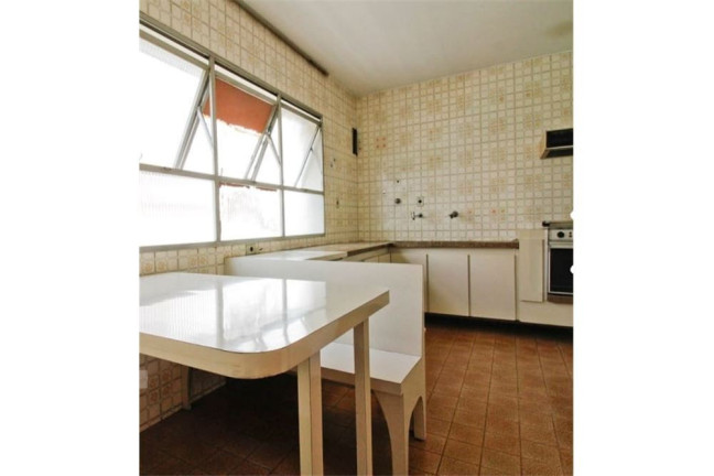 Imagem Imóvel com 3 Quartos à Venda, em Higienópolis - São Paulo Imagem Imóvel com 3 Quartos à Venda, em Higienópolis - São Paulo
