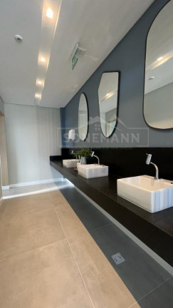 Imagem Apartamento com 2 Quartos à Venda, 61 m² em Coqueiros - Florianópolis
