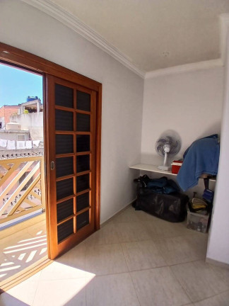 Imagem Casa com 3 Quartos à Venda, 240 m² em Piraporinha - Diadema