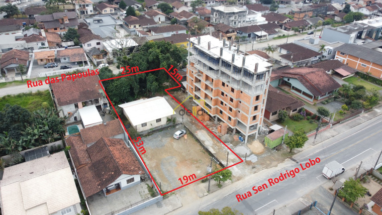 Imagem Terreno à Venda, 1.111 m² em Iririú - Joinville Imagem Terreno à Venda, 1.111 m² em Iririú - Joinville