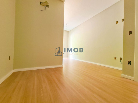 Casa com 4 Quartos à Venda, 235 m² em Barra Do Rio Cerro - Jaraguá Do Sul