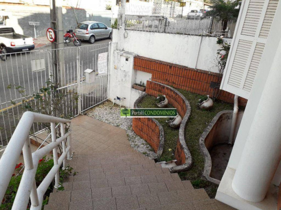 Imagem Casa com 3 Quartos à Venda, 206 m² em Seminário - Curitiba Imagem Casa com 3 Quartos à Venda, 206 m² em Seminário - Curitiba
