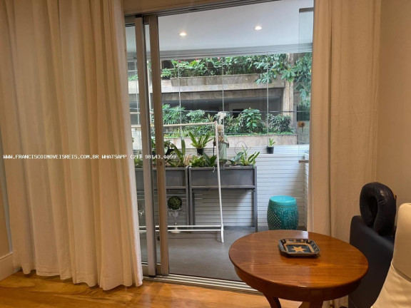 Imagem Apartamento com 3 Quartos à Venda, 211 m² em Leblon - Rio De Janeiro Imagem Apartamento com 3 Quartos à Venda, 211 m² em Leblon - Rio De Janeiro