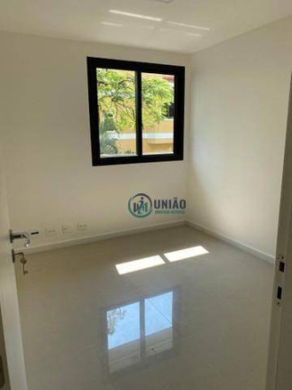 Imagem Apartamento com 3 Quartos à Venda, 121 m² em Charitas - Niterói