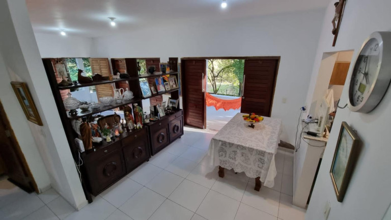 Imagem Casa com 4 Quartos à Venda, 320 m² em Candelária - Natal Imagem Casa com 4 Quartos à Venda, 320 m² em Candelária - Natal